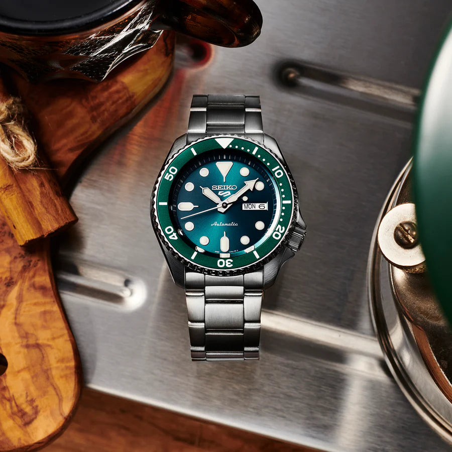 SEIKO 5 Sports Automatic Watch - SRPD61K1